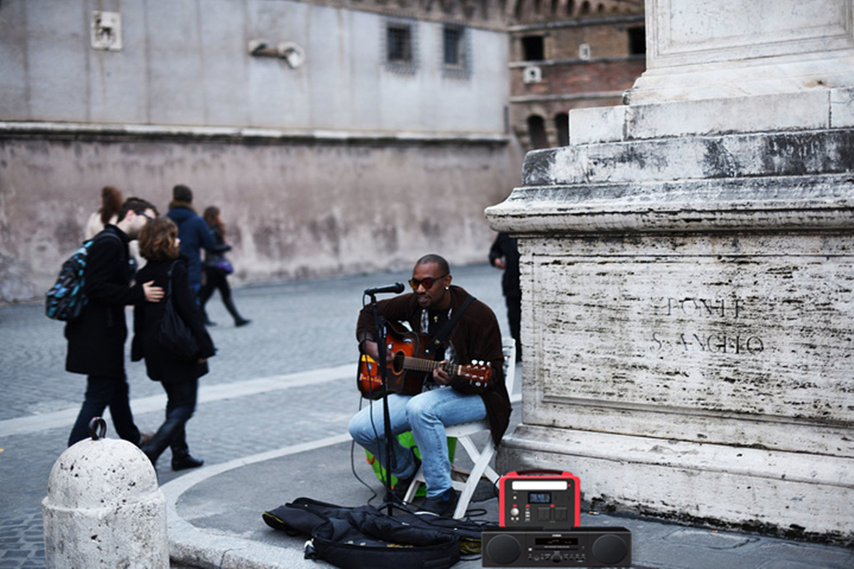 600W високосилен слънчев генератор за мобилно зареждане